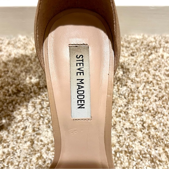 Steve Madden 4.25” Nude Heels Sandals with Ankle Strap Sz 9 - Picture 6 of 13